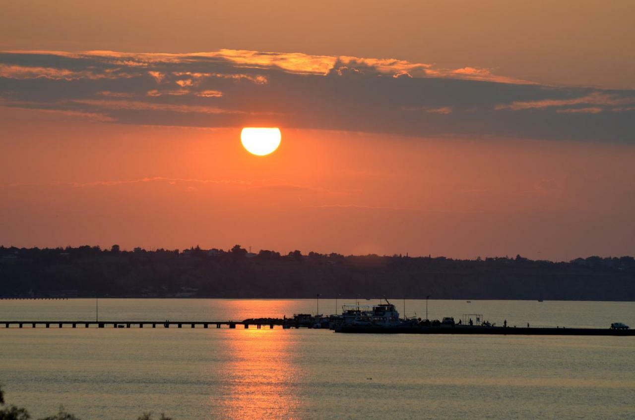 Metaxa Seafront Apartment Peraía Zewnętrze zdjęcie